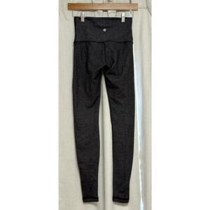 Lululemon Women's Wunder Under High Rise Leggings in Black and White Herringbone